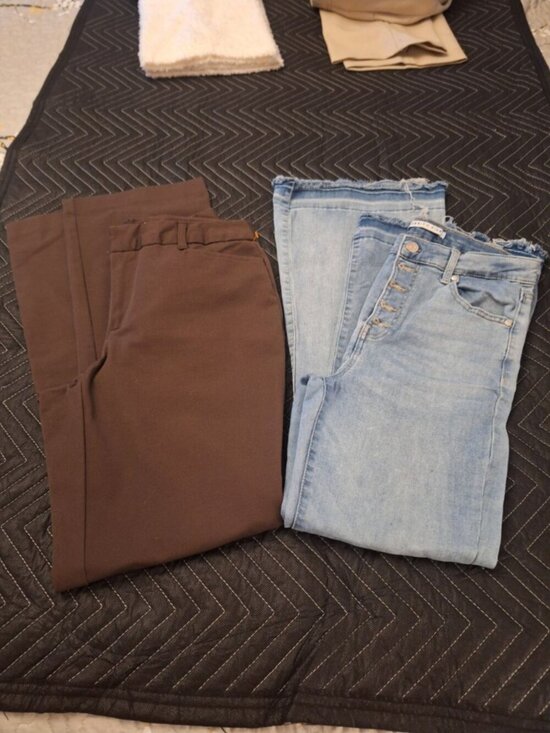 Unbranded Pants - Lot of 2 Women’s Pants Brown Dress Pants & Light Wash Frayed Hem Jeans Mixed Sty